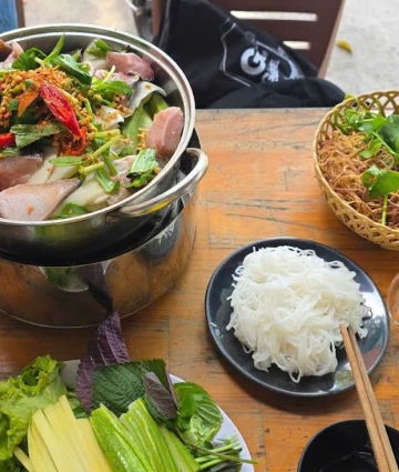 LẨU CÁ ĐUỐI CHÚ BÌNH: QUÁN LẨU CÁ ĐUỐI BÌNH DÂN "GÂY THƯƠNG NHỚ" TẠI VŨNG TÀU