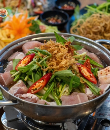 Quán lẩu cá đuối ngon Vũng Tàu | Lẩu cá đuối Chú Bình đông khách